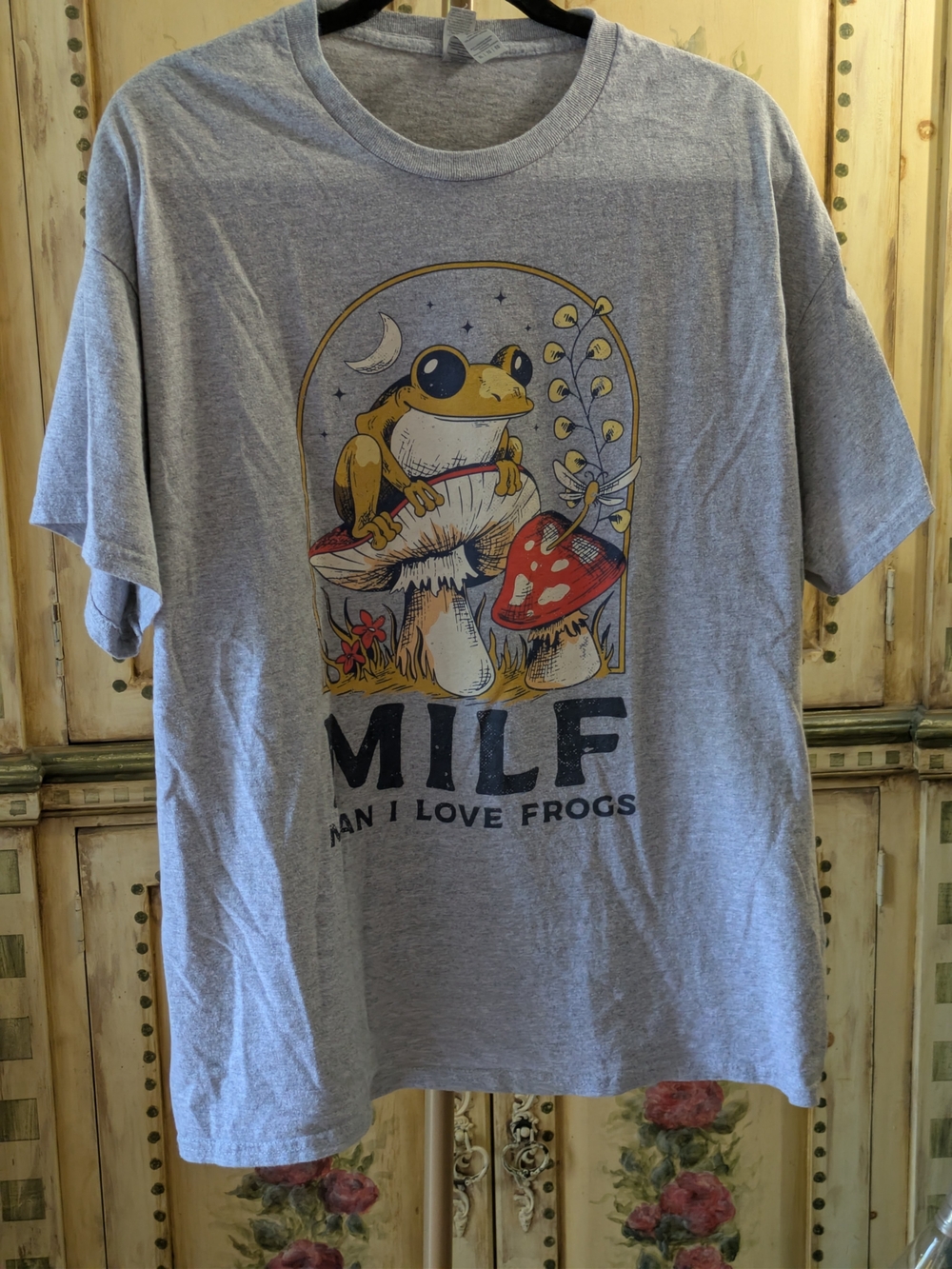 Gildan Gray Frog & Mushroom Graphic Tee MILF. ..Man I Love Frogs Sz XL
